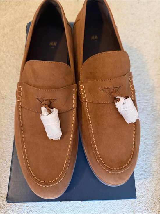 H&M Other - H&M Men's Brown Suede Tassel Loafers